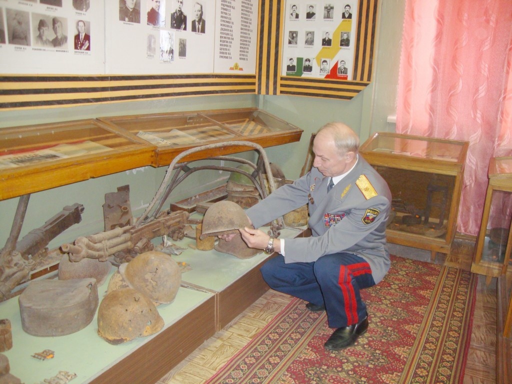 Во имя светлой памяти Сергея Федоровича Сидоренко.
